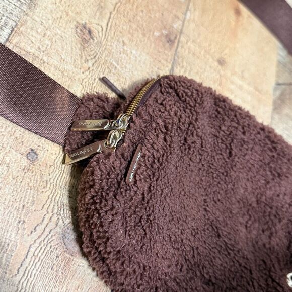 Lululemon Athletica Everywhere Belt Bag Large Fleece In Brown & Gold LU9BDUS - Picture 7 of 16